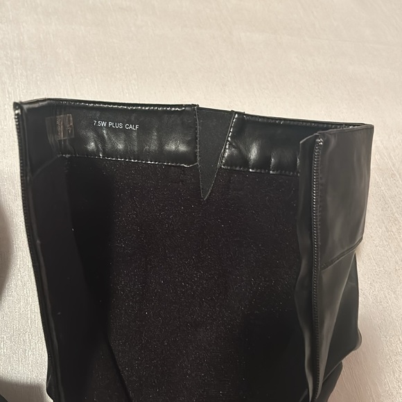 Easy Street Women’s ‘Jayda’ Style Wide Calf Scrunch Style Heeled Boots Size 7.5 - Picture 12 of 13